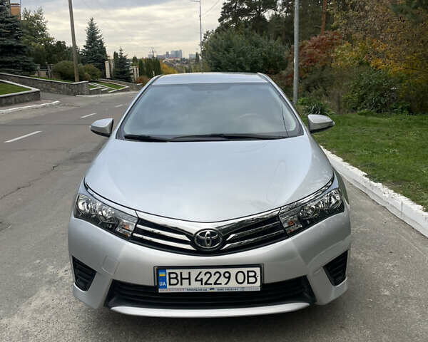 Сірий Тойота Королла, об'ємом двигуна 1.3 л та пробігом 43 тис. км за 12000 $, фото 1 на Automoto.ua