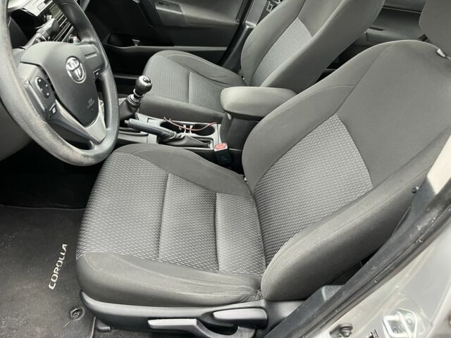 Серый Тойота Королла, объемом двигателя 1.3 л и пробегом 269 тыс. км за 7800 $, фото 7 на Automoto.ua