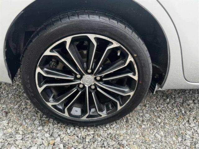 Серый Тойота Королла, объемом двигателя 1.8 л и пробегом 81 тыс. км за 1700 $, фото 13 на Automoto.ua