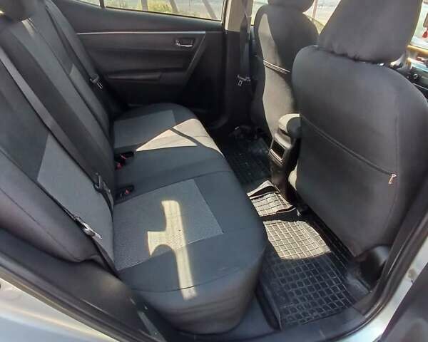 Серый Тойота Королла, объемом двигателя 1.33 л и пробегом 83 тыс. км за 10500 $, фото 4 на Automoto.ua