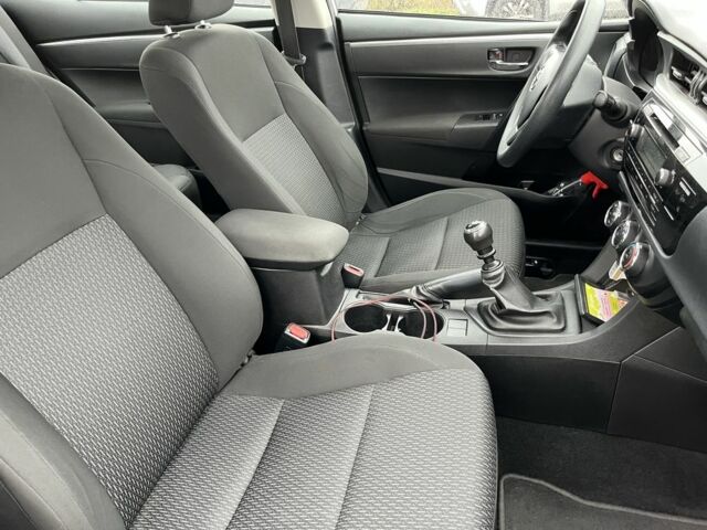 Серый Тойота Королла, объемом двигателя 1.3 л и пробегом 269 тыс. км за 7800 $, фото 8 на Automoto.ua