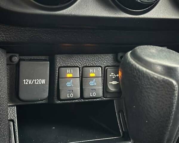 Серый Тойота Королла, объемом двигателя 1.6 л и пробегом 165 тыс. км за 11400 $, фото 30 на Automoto.ua