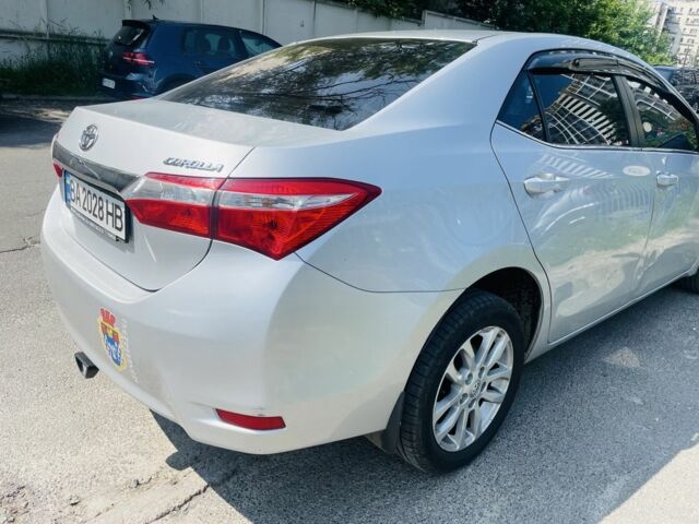 Сірий Тойота Королла, об'ємом двигуна 1.6 л та пробігом 159 тис. км за 10950 $, фото 5 на Automoto.ua