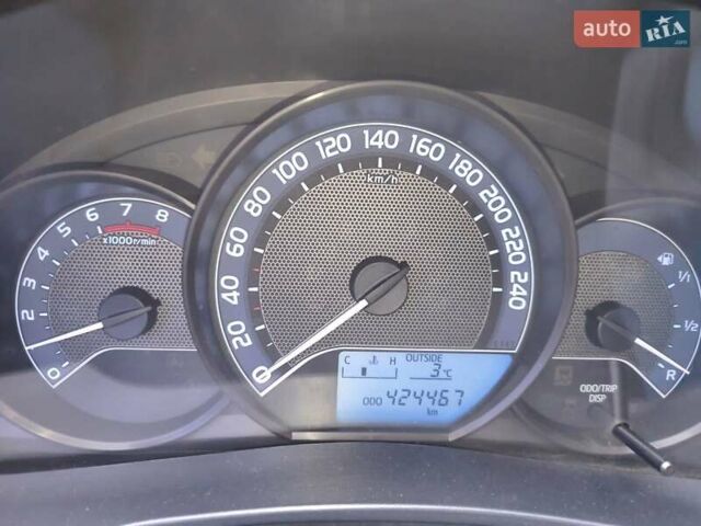 Сірий Тойота Королла, об'ємом двигуна 1.3 л та пробігом 425 тис. км за 10000 $, фото 2 на Automoto.ua