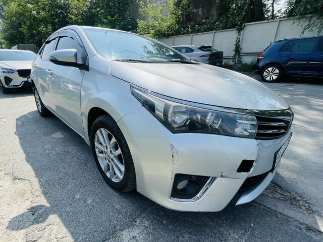 Сірий Тойота Королла, об'ємом двигуна 1.6 л та пробігом 159 тис. км за 10950 $, фото 2 на Automoto.ua