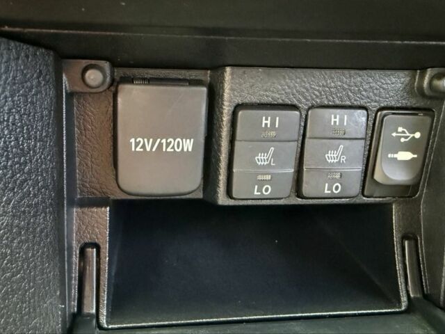 Серый Тойота Королла, объемом двигателя 1.6 л и пробегом 89 тыс. км за 12300 $, фото 16 на Automoto.ua