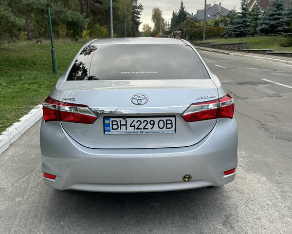 Серый Тойота Королла, объемом двигателя 1.33 л и пробегом 44 тыс. км за 12000 $, фото 6 на Automoto.ua