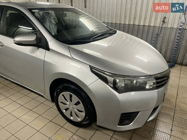 Серый Тойота Королла, объемом двигателя 1.3 л и пробегом 270 тыс. км за 7800 $, фото 2 на Automoto.ua
