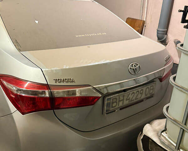 Сірий Тойота Королла, об'ємом двигуна 1.3 л та пробігом 43 тис. км за 12000 $, фото 24 на Automoto.ua