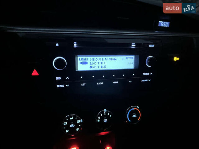 Серый Тойота Королла, объемом двигателя 1.3 л и пробегом 270 тыс. км за 7800 $, фото 6 на Automoto.ua