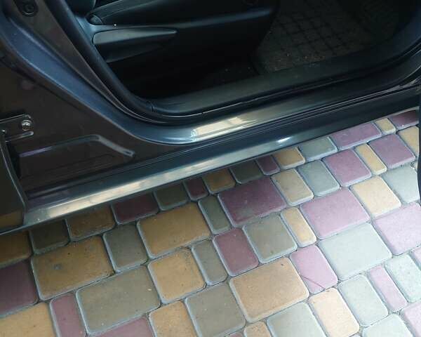 Серый Тойота Королла, объемом двигателя 1.33 л и пробегом 107 тыс. км за 11200 $, фото 4 на Automoto.ua