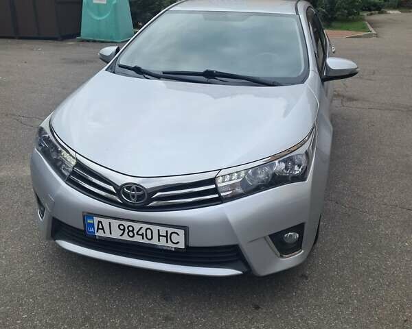 Сірий Тойота Королла, об'ємом двигуна 1.6 л та пробігом 173 тис. км за 11000 $, фото 5 на Automoto.ua
