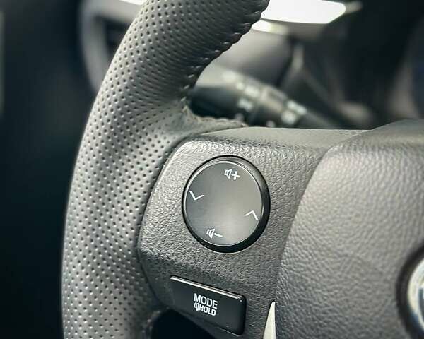 Серый Тойота Королла, объемом двигателя 1.6 л и пробегом 165 тыс. км за 11400 $, фото 37 на Automoto.ua