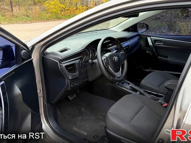 Серый Тойота Королла, объемом двигателя 1.6 л и пробегом 89 тыс. км за 12300 $, фото 5 на Automoto.ua