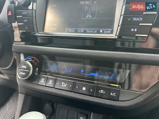 Серый Тойота Королла, объемом двигателя 1.8 л и пробегом 85 тыс. км за 10777 $, фото 28 на Automoto.ua