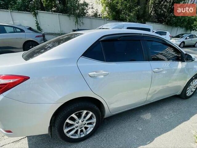 Серый Тойота Королла, объемом двигателя 1.6 л и пробегом 159 тыс. км за 10950 $, фото 3 на Automoto.ua