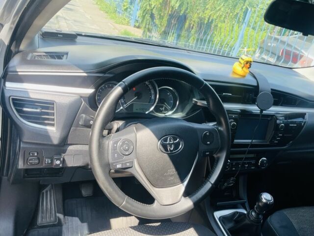 Сірий Тойота Королла, об'ємом двигуна 1.6 л та пробігом 159 тис. км за 10950 $, фото 10 на Automoto.ua