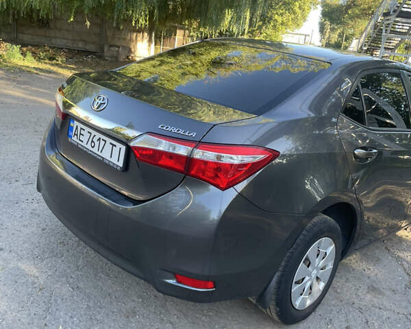 Сірий Тойота Королла, об'ємом двигуна 1.3 л та пробігом 203 тис. км за 10300 $, фото 3 на Automoto.ua