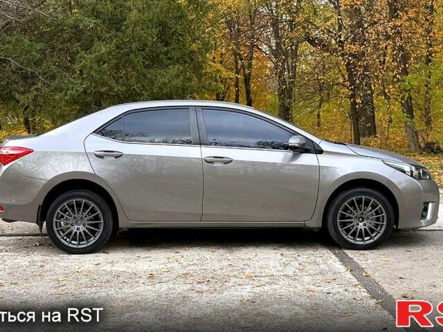 Серый Тойота Королла, объемом двигателя 1.6 л и пробегом 89 тыс. км за 12300 $, фото 2 на Automoto.ua