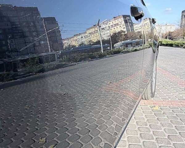 Серый Тойота Королла, объемом двигателя 1.6 л и пробегом 120 тыс. км за 12000 $, фото 13 на Automoto.ua