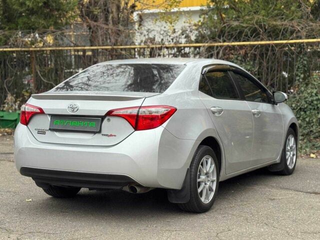 Серый Тойота Королла, объемом двигателя 1.8 л и пробегом 110 тыс. км за 10500 $, фото 4 на Automoto.ua