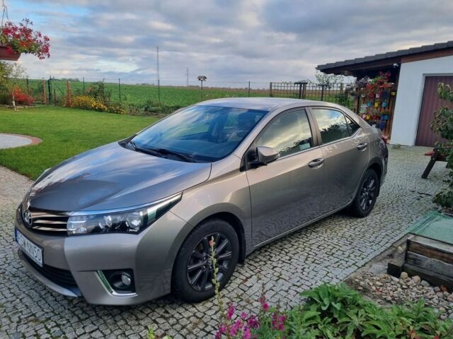 Сірий Тойота Королла, об'ємом двигуна 1.6 л та пробігом 75 тис. км за 8000 $, фото 2 на Automoto.ua