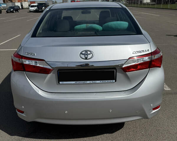 Сірий Тойота Королла, об'ємом двигуна 1.33 л та пробігом 271 тис. км за 8200 $, фото 2 на Automoto.ua