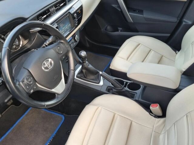 Сірий Тойота Королла, об'ємом двигуна 1.6 л та пробігом 75 тис. км за 8000 $, фото 10 на Automoto.ua