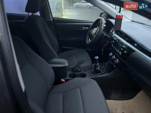 Сірий Тойота Королла, об'ємом двигуна 1.33 л та пробігом 231 тис. км за 9200 $, фото 5 на Automoto.ua