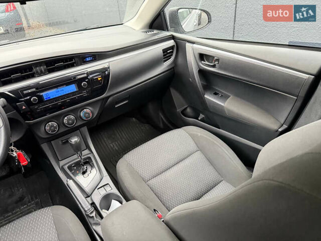 Серый Тойота Королла, объемом двигателя 1.6 л и пробегом 175 тыс. км за 11900 $, фото 32 на Automoto.ua