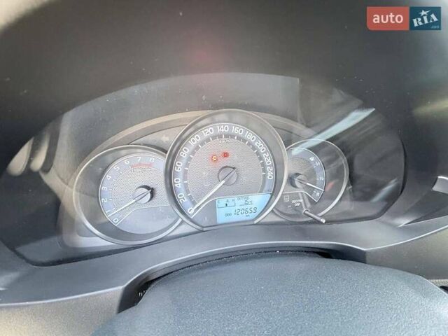 Серый Тойота Королла, объемом двигателя 1.6 л и пробегом 120 тыс. км за 12000 $, фото 5 на Automoto.ua