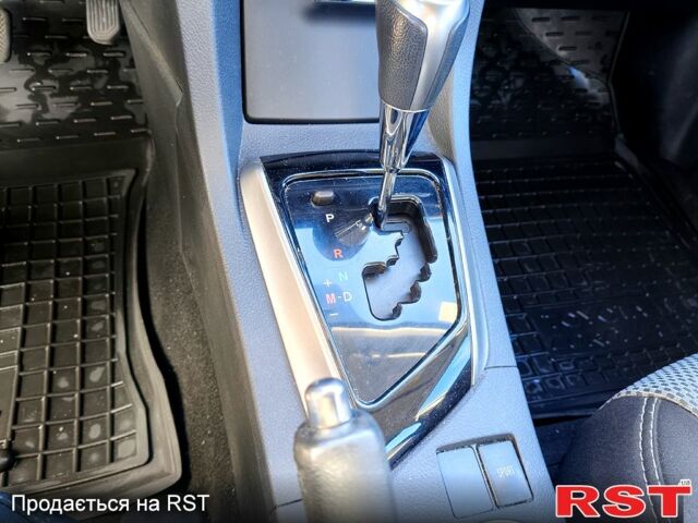 Сірий Тойота Королла, об'ємом двигуна 1.6 л та пробігом 90 тис. км за 15900 $, фото 12 на Automoto.ua