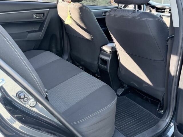 Серый Тойота Королла, объемом двигателя 1.6 л и пробегом 120 тыс. км за 12000 $, фото 7 на Automoto.ua