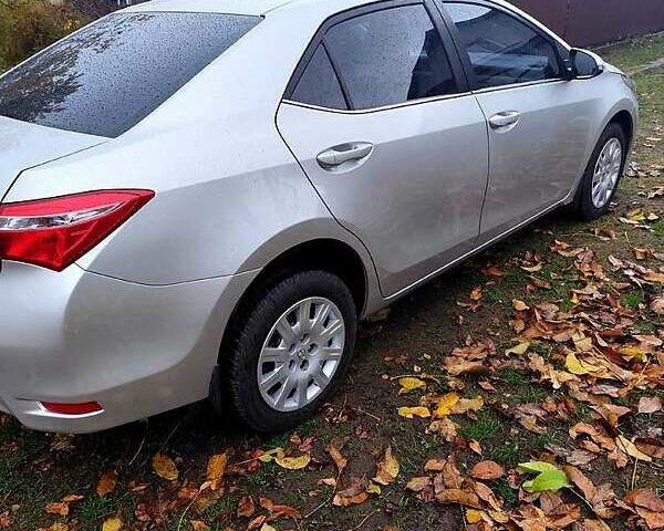 Серый Тойота Королла, объемом двигателя 1.6 л и пробегом 196 тыс. км за 11500 $, фото 1 на Automoto.ua