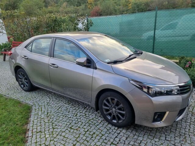 Сірий Тойота Королла, об'ємом двигуна 1.6 л та пробігом 75 тис. км за 8000 $, фото 3 на Automoto.ua