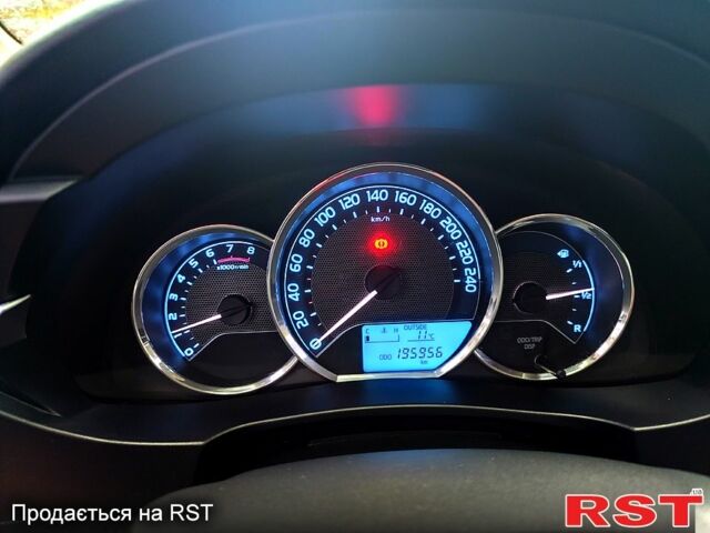 Серый Тойота Королла, объемом двигателя 1.6 л и пробегом 196 тыс. км за 11500 $, фото 5 на Automoto.ua