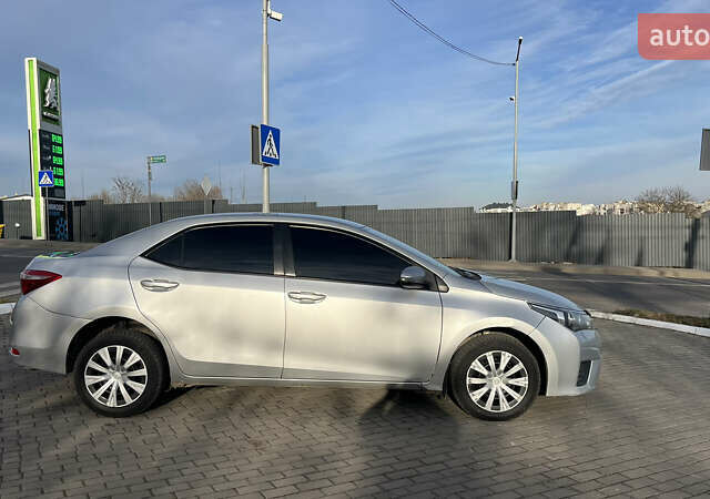 Сірий Тойота Королла, об'ємом двигуна 1.3 л та пробігом 241 тис. км за 6999 $, фото 13 на Automoto.ua