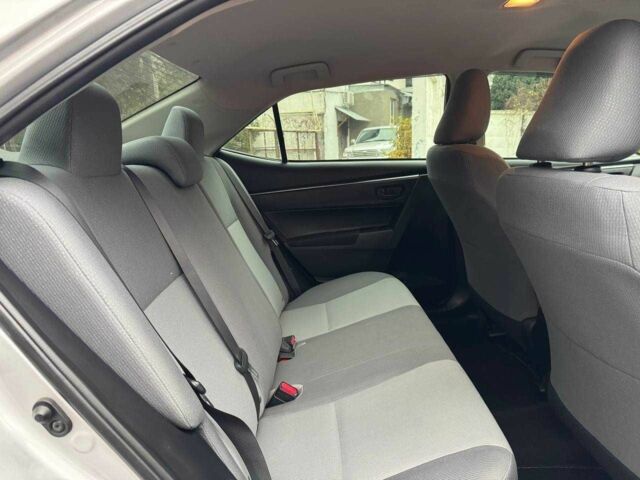 Серый Тойота Королла, объемом двигателя 1.8 л и пробегом 110 тыс. км за 10500 $, фото 12 на Automoto.ua