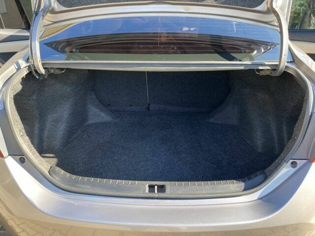 Тойота Королла 2015 в Одессе на Automoto.ua Серый Тойота Королла, объемом двигателя 1.8 л и пробегом 88 тыс. км за 10800 $, фото 3 на Automoto.ua