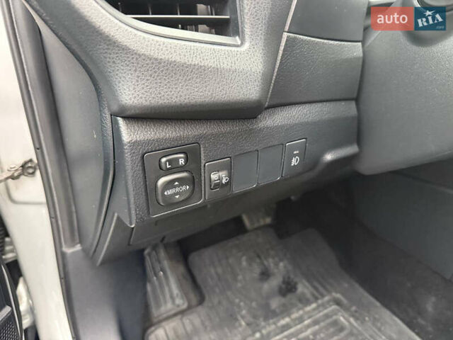 Серый Тойота Королла, объемом двигателя 1.6 л и пробегом 175 тыс. км за 11900 $, фото 25 на Automoto.ua