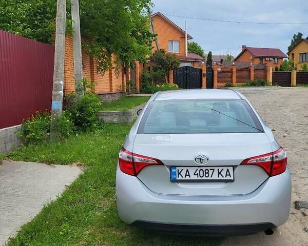 Серый Тойота Королла, объемом двигателя 1.8 л и пробегом 171 тыс. км за 10000 $, фото 1 на Automoto.ua