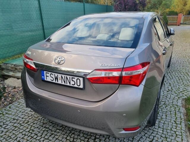 Сірий Тойота Королла, об'ємом двигуна 1.6 л та пробігом 75 тис. км за 8000 $, фото 4 на Automoto.ua