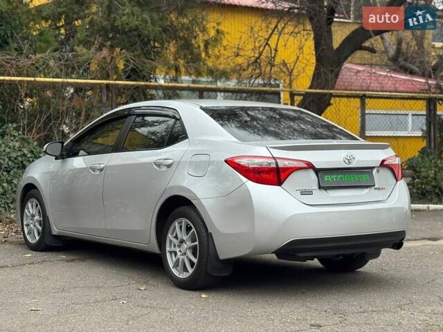 Серый Тойота Королла, объемом двигателя 1.8 л и пробегом 110 тыс. км за 10500 $, фото 6 на Automoto.ua