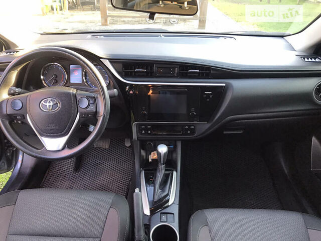 Серый Тойота Королла, объемом двигателя 1.8 л и пробегом 83 тыс. км за 13200 $, фото 10 на Automoto.ua