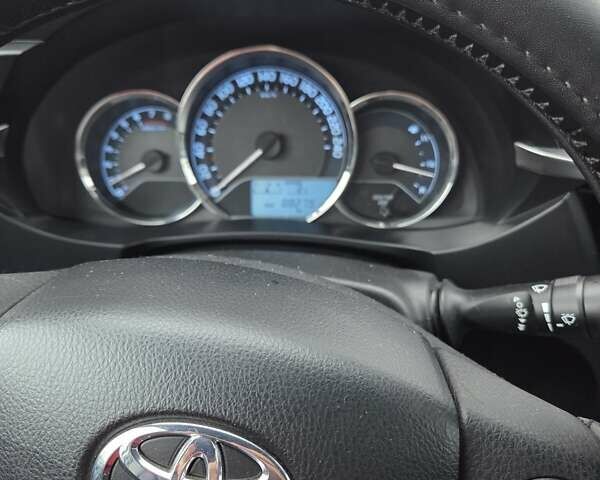 Серый Тойота Королла, объемом двигателя 1.6 л и пробегом 88 тыс. км за 11900 $, фото 5 на Automoto.ua