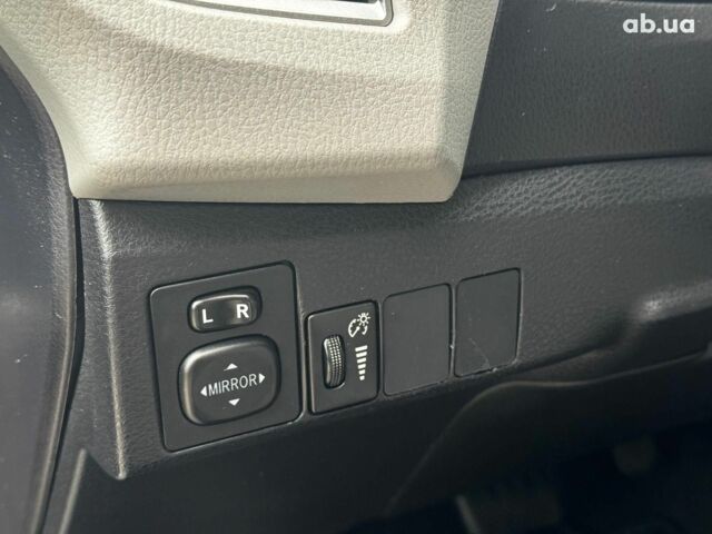 Серый Тойота Королла, объемом двигателя 1.8 л и пробегом 60 тыс. км за 11990 $, фото 11 на Automoto.ua