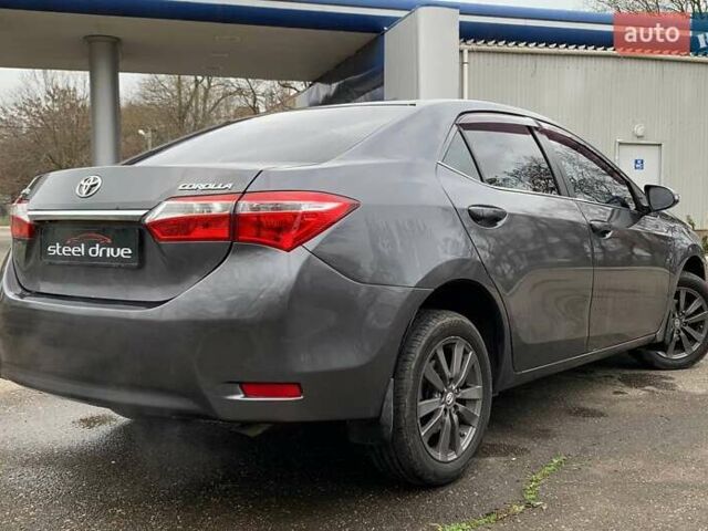 Серый Тойота Королла, объемом двигателя 1.6 л и пробегом 185 тыс. км за 10999 $, фото 4 на Automoto.ua