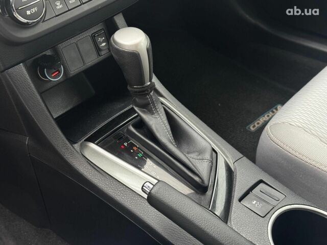 Серый Тойота Королла, объемом двигателя 1.8 л и пробегом 60 тыс. км за 11990 $, фото 12 на Automoto.ua
