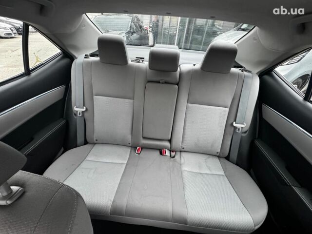 Серый Тойота Королла, объемом двигателя 1.8 л и пробегом 60 тыс. км за 11990 $, фото 22 на Automoto.ua