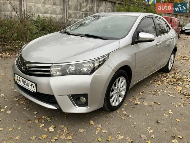 Серый Тойота Королла, объемом двигателя 1.6 л и пробегом 113 тыс. км за 12900 $, фото 2 на Automoto.ua